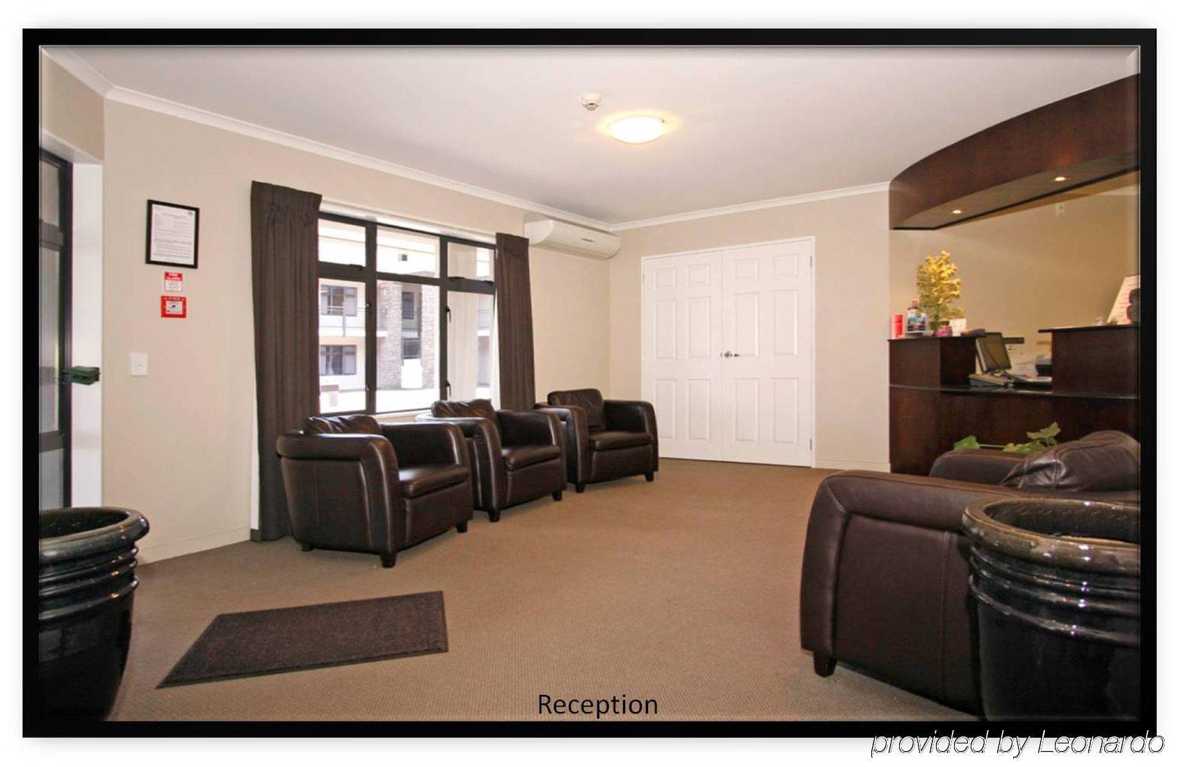 Aotea Motor Lodge Whanganui Kültér fotó Reception