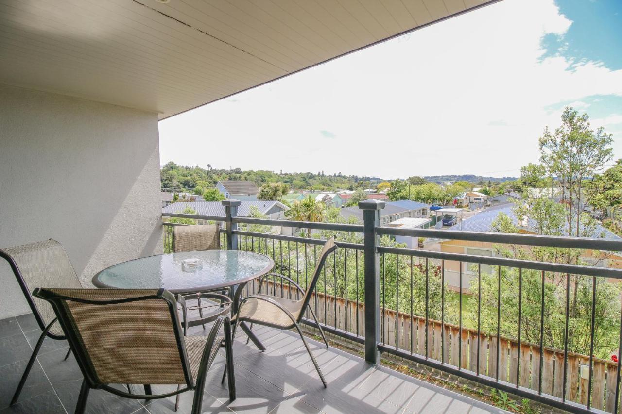 Aotea Motor Lodge Whanganui Kültér fotó
